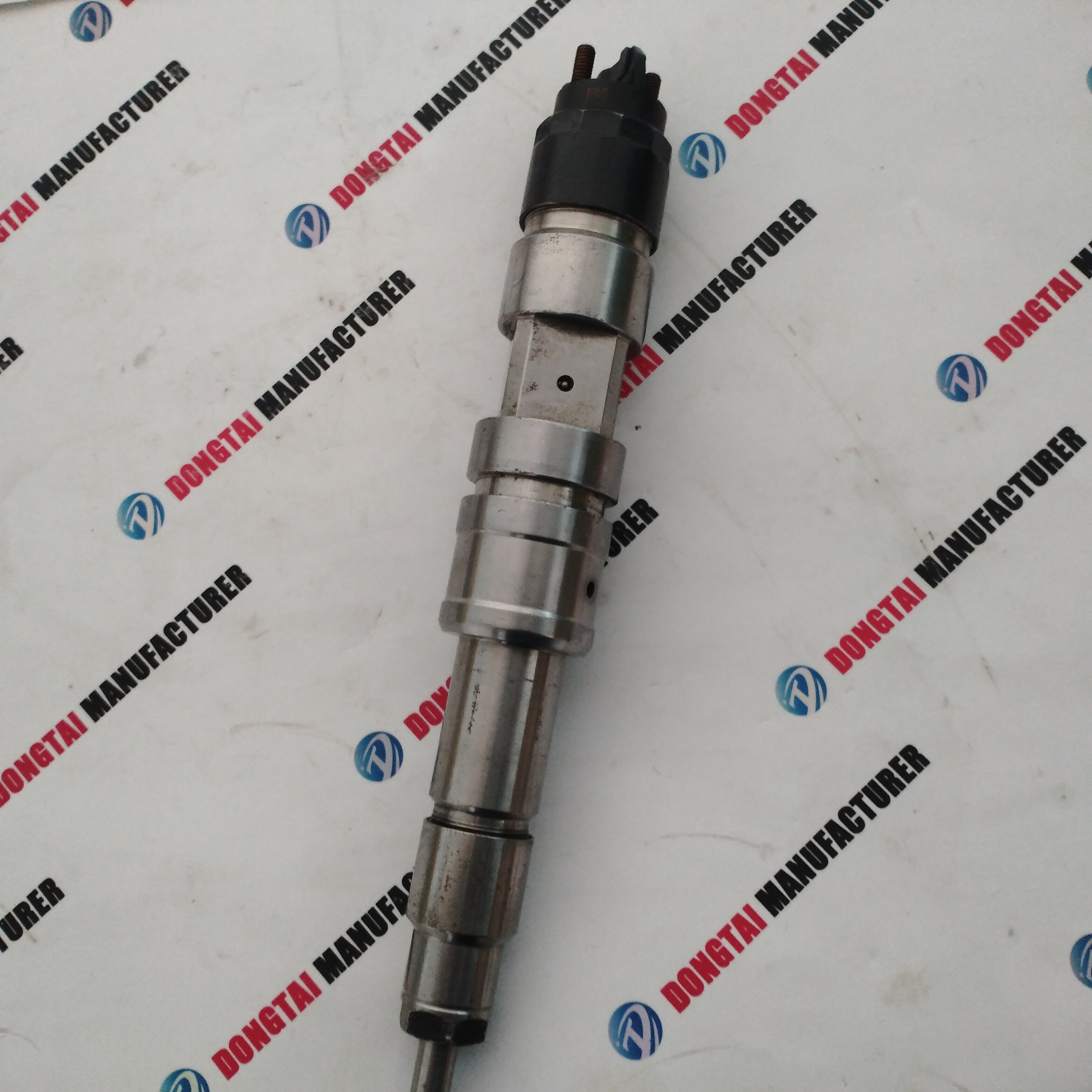 BOSCH Common Rail Injector 0 445 120 044 For MAN TRUCK TGA-24-480